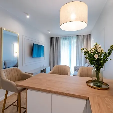 Vidok 215 By Warmia4rent, Przy Samym Jeziorze Ukiel *